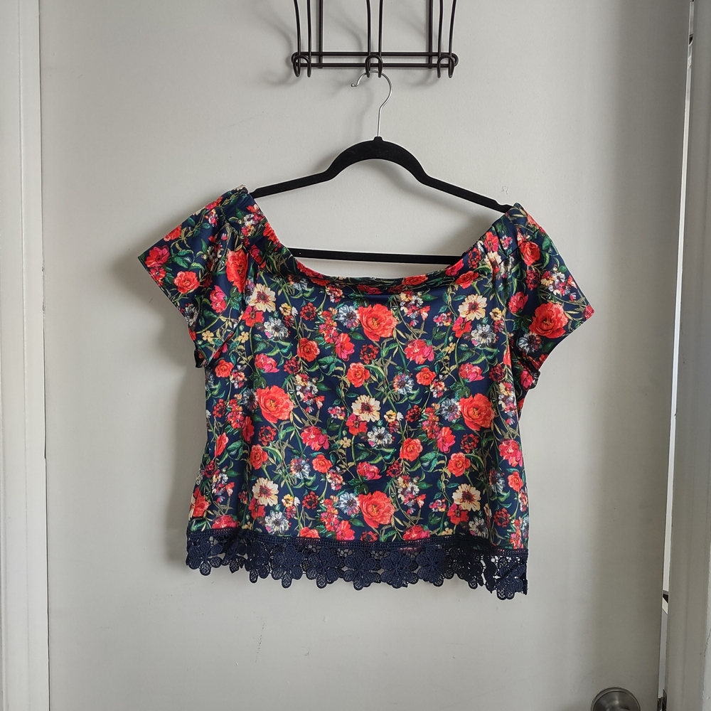 Sweet Rain Floral Lace Hem Blouse - Navy and Red